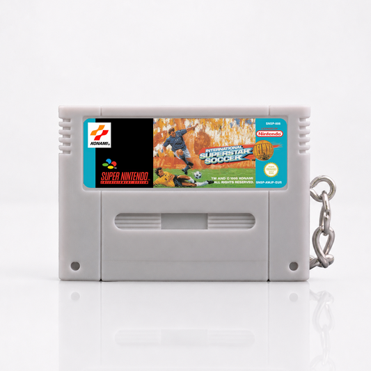 International Superstar Soccer Deluxe - SNES Miniature Game Cartridge Keychain